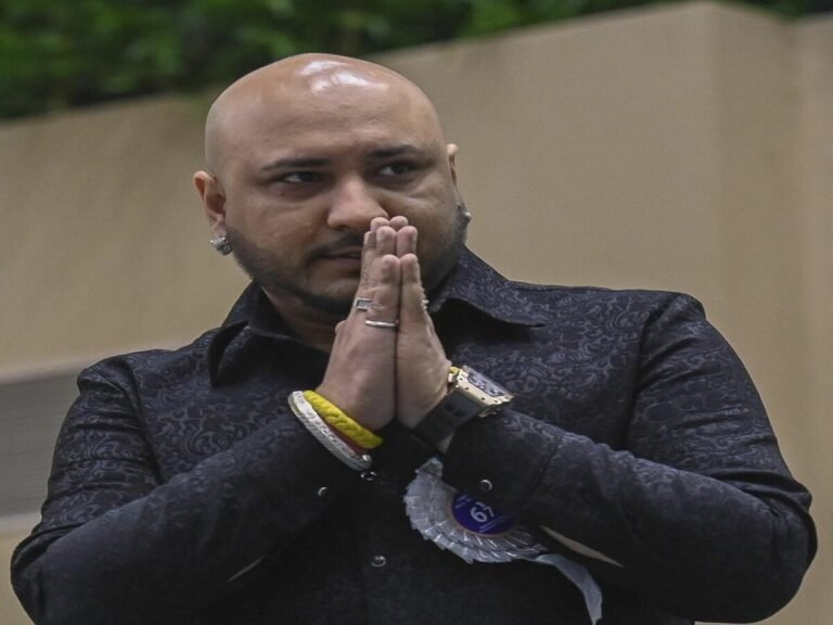 सिंगर के घर में अचानक लगी मौतों की झड़ी, 2 साल में 3 लोगों ने कहा अलविदा, तीन दिन बाद ही बेटे की मौत ने हिला दी थी जिंदगी