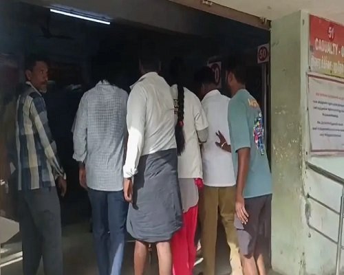 दिल दहलाने वाला हादसा: रेलवे क्रॉसिंग पर ट्रेन से टकराई बच्चों को ले जा रही स्कूल वैन, दो छात्रों की मौत