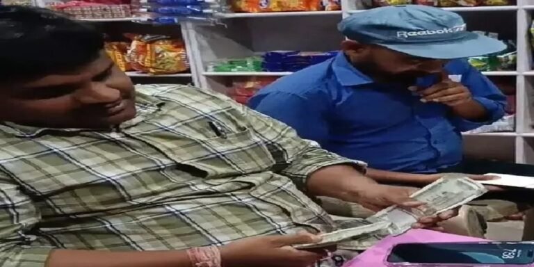 रिश्वत लेते जेई का वीडियो वायरल, बिजली विभाग ने तत्काल किया निलंबित